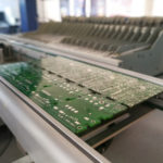 montagem de placas de circuito impresso